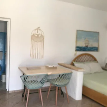 Anatoli Apartment *